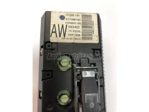 többfunkciós kijelző