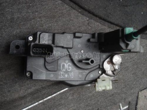 OPEL ASTRA H - 2007 - 13210749QG - ajtó zár