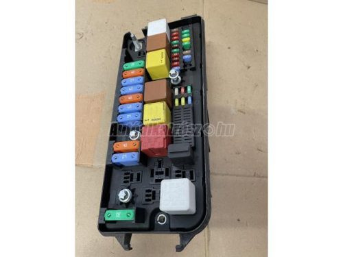 OPEL SIGNUM - 2006 - 13240244JF - biztosíték doboz