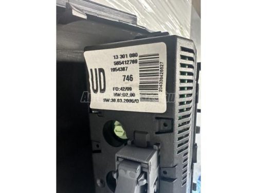 többfunkciós kijelző