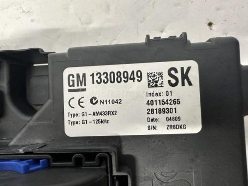 OPEL CORSA D - 2008 - 13308949 - biztosíték doboz