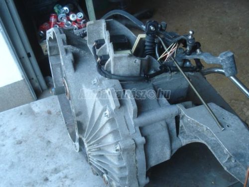MERCEDES-BENZ A-OSZTÁLY - 2002 - 1683602600 - sebességváltó