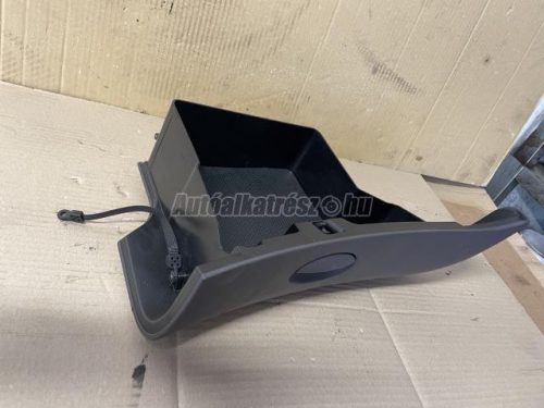MERCEDES-BENZ A-OSZTÁLY - 2003 - 1686800598 - kesztyűtartó ajtó