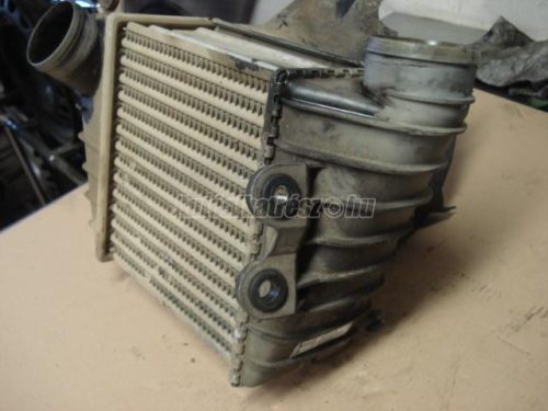 VOLKSWAGEN GOLF IV,  BORA,  GOLF | AUDI A3 | SKODA OCTAVIA | SEAT TOLEDO - 2000 - 1J0145805D - töltőlevegőhűtő
