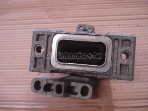 VOLKSWAGEN GOLF IV,  BORA,  GOLF,  NEW BEETLE | AUDI A3 | SKODA OCTAVIA | SEAT TOLEDO,  LEON - 2000 - 1J0199262BE - tartó, motorfelfüggesztés
