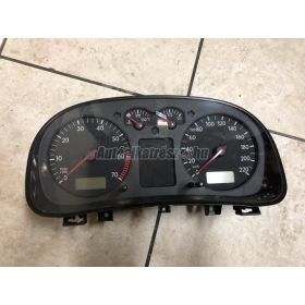 VOLKSWAGEN GOLF IV - 2001 - 1J0920802 - km óra