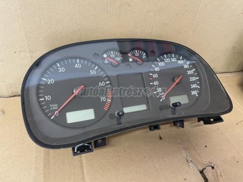 VOLKSWAGEN GOLF IV - 2001 - 1J0920806C - km óra