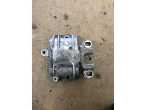 VOLKSWAGEN GOLF VI - 2011 - 1K0199262J - motortartó gumibak