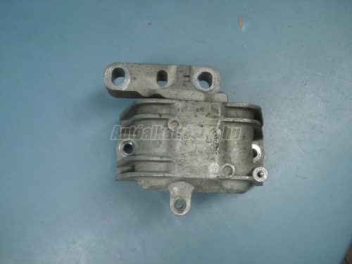 VOLKSWAGEN PASSAT - 2007 - 1K0199262P - felfüggesztés, motor