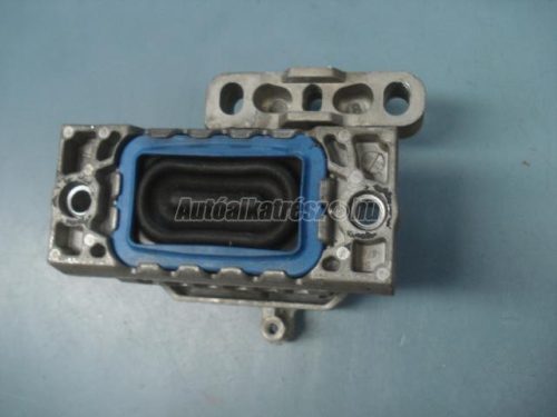 VOLKSWAGEN PASSAT - 2007 - 1K0199262P - felfüggesztés, motor