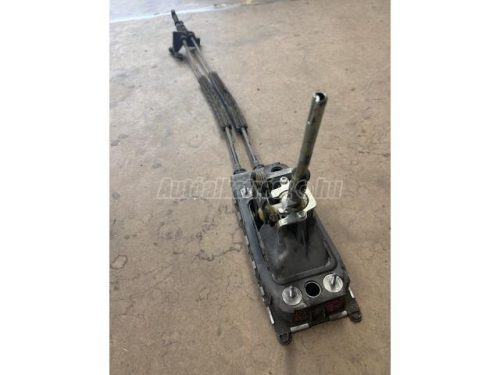 VOLKSWAGEN GOLF V - 2004 - 1K0711061A, 1K0711565 - váltókulissza
