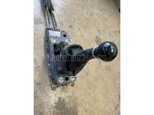 VOLKSWAGEN CADDY - 2006 - 1K0711061B - váltókulissza
