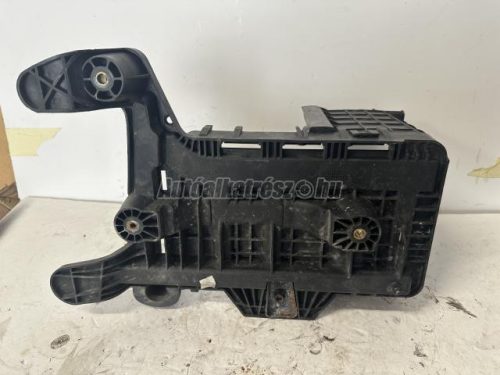 VOLKSWAGEN TOURAN - 1K0915333B - akkumulátor tartó