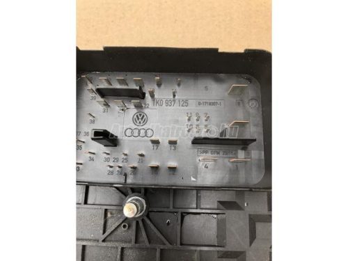 VOLKSWAGEN GOLF V - 2007 - 1K0937125 - biztosítékdoboz