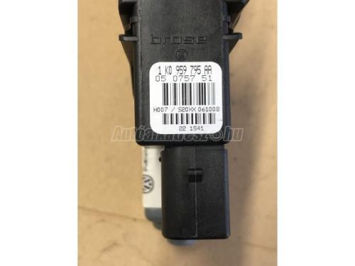 SKODA OCTAVIA - 2006 - 1K0959703AK,  1K0959795AA - ablakemelő motor