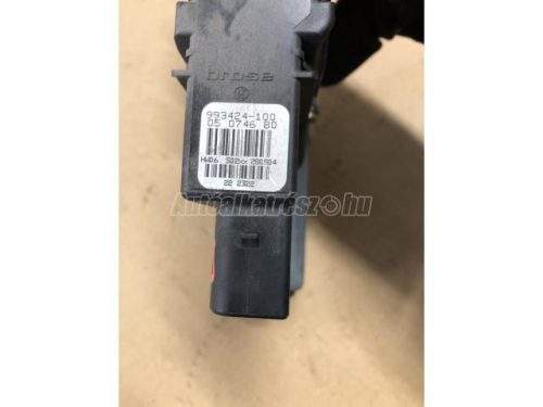 VOLKSWAGEN GOLF V - 2004 - 1K0959703C, 993424100 - ablakemelő motor
