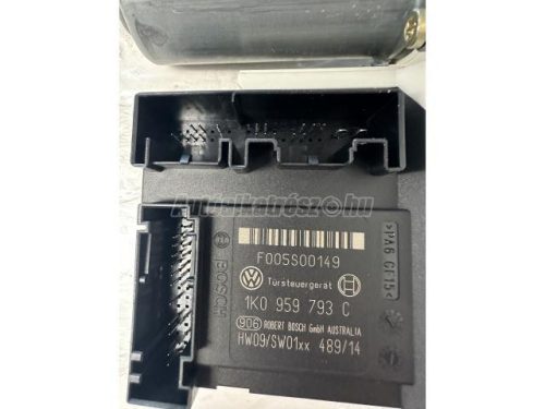 VOLKSWAGEN GOLF V - 2006 - 1K0959793C - ablakemelő motor