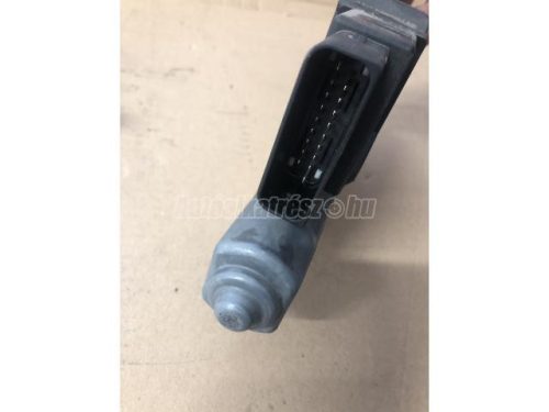 VOLKSWAGEN JETTA - 2006 - 1K5839402G - ablakemelő motor