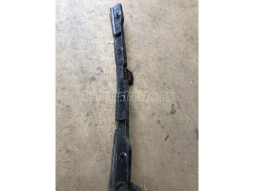 VOLKSWAGEN GOLF V - 2005 - 1K6807863 - lökhárító tartó