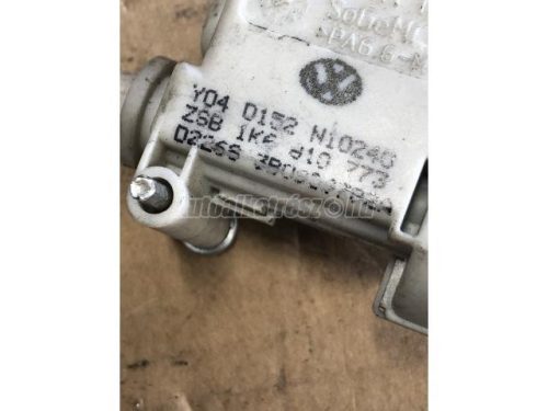 VOLKSWAGEN GOLF V - 2007 - 1K6810773 - központi zár motor