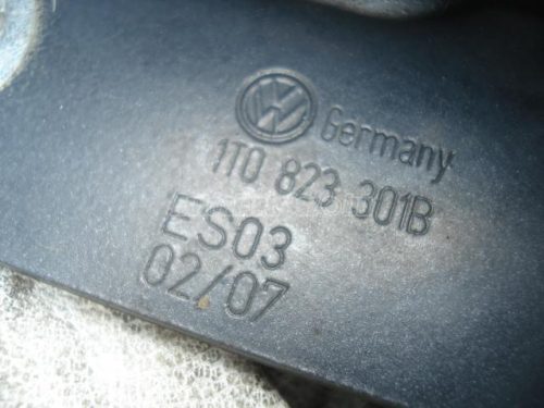 VOLKSWAGEN TOURAN - 2007 - 1T0823301B, 1T0823302B - motorháztető zsanér