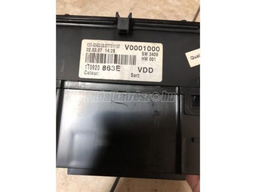 VOLKSWAGEN TOURAN - 2005 - 1T0920863E - km óra