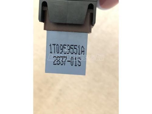 VOLKSWAGEN TOURAN - 2006 - 1T0959551A - tankajtó nyitógomb