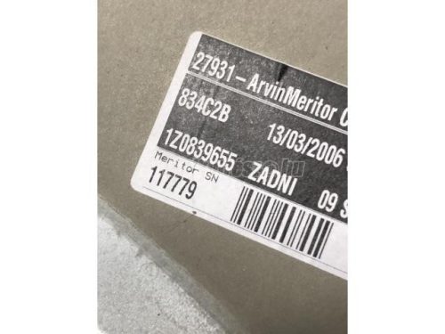 SKODA OCTAVIA - 2009 - 1Z0839655 - ablakemelő