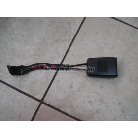 biztonsági öv csat