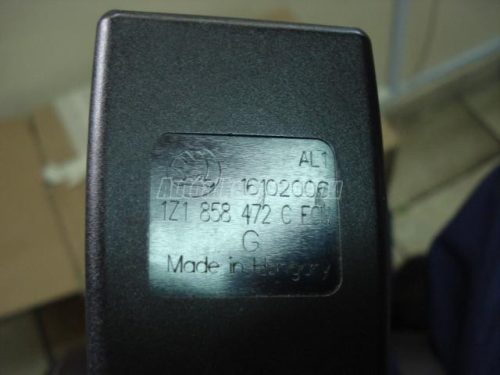 biztonsági öv csat