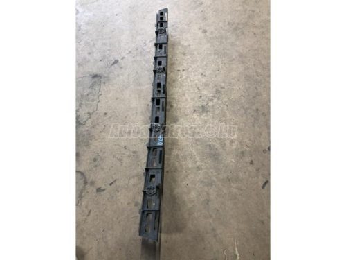 lökhárító tartó