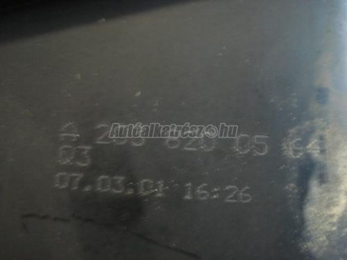 MERCEDES-BENZ C-OSZTÁLY - 203 820 0564 - hátsólámpa
