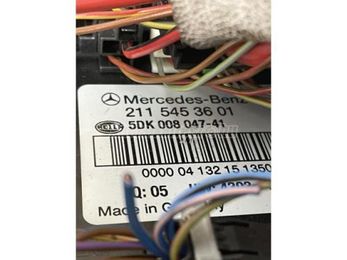 MERCEDES-BENZ E-OSZTÁLY - 2003 - 2115453601 - biztosíték doboz