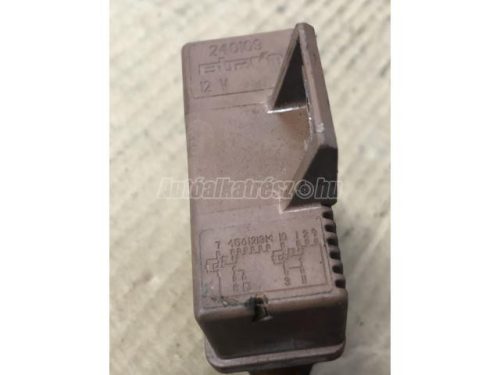 üzemanyag szivattyú relé