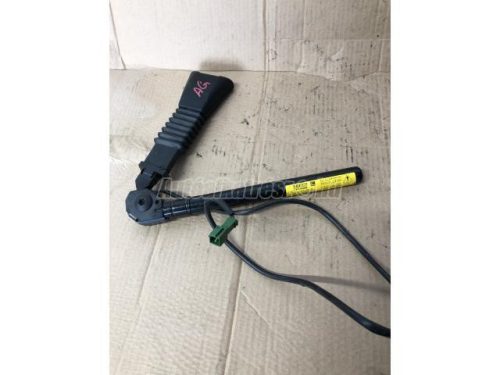 biztonsági öv feszítő