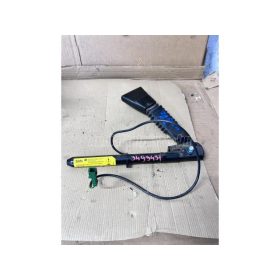 biztonsági öv feszítő