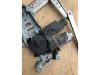 OPEL CORSA C - 2003 - 24466596 - ablakemelő