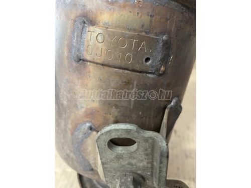 TOYOTA YARIS - 2004 - 250510J010 - katalizátor