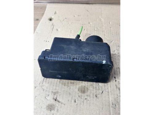 VOLKSWAGEN PASSAT IV - 1990 - 357862257 - központi zár motor