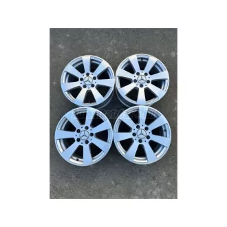 Bontott Mercedes-Benz C-osztály alufelni 16x7 ET43 5x112 2007-2015 (A2044011102)
