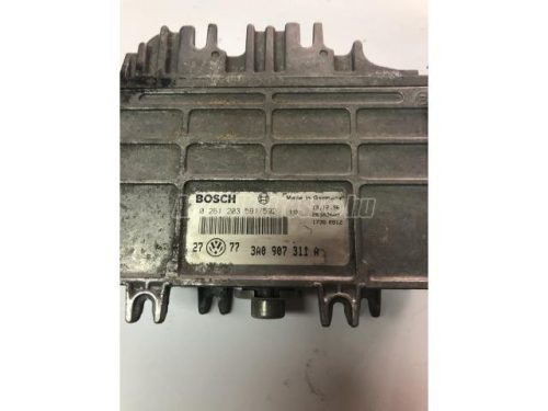 VOLKSWAGEN GOLF III - 1997 - 3A0907311A - motor vezérlőegység