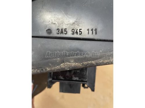 VOLKSWAGEN PASSAT IV - 1995 - 3A5945111 - lámpa