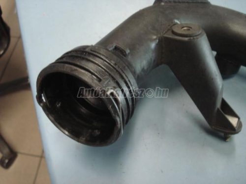 VOLKSWAGEN PASSAT V - 2001 - 3B0145762B ,  8E0145762 - turbócső