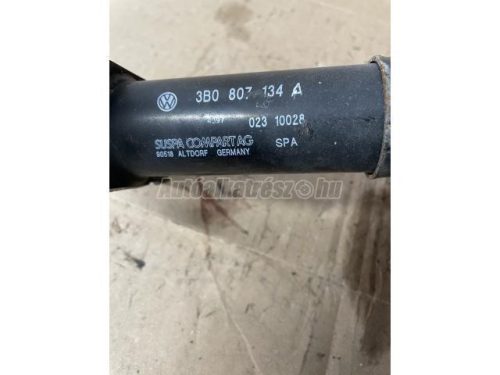 VOLKSWAGEN PASSAT V - 1998 - 3B0807133A , 3B0807134A  - lökhárító tartó