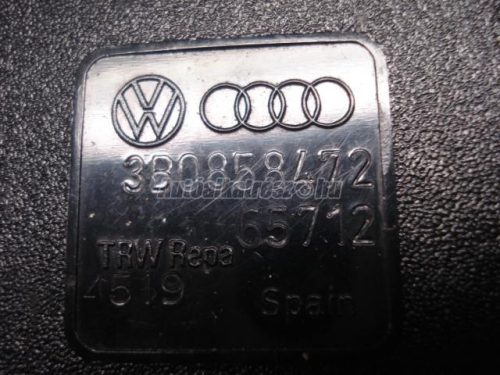 VOLKSWAGEN PASSAT V - 1999 - 3B0858471, 3B0858472 - biztonsági öv csat