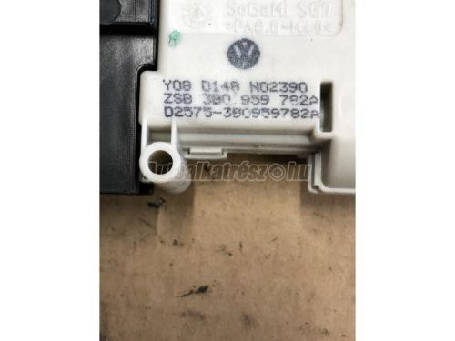 AUDI A6 - 2006 - 3B0959782A - központi zár motor