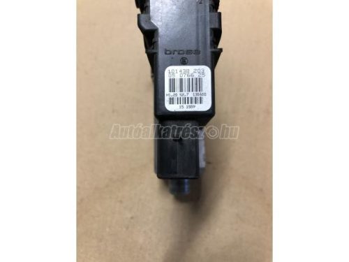 VOLKSWAGEN PASSAT V - 2000 - 3B9839752CA , 101438203 - ablakemelő motor