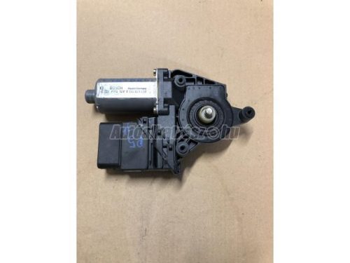 VOLKSWAGEN PASSAT V - 2000 - 3B9839752CA , 101438203 - ablakemelő motor