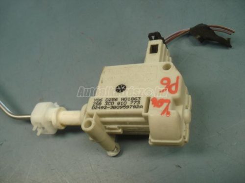 VOLKSWAGEN PASSAT VI - 2007 - 3C0810773 - központi zár motor