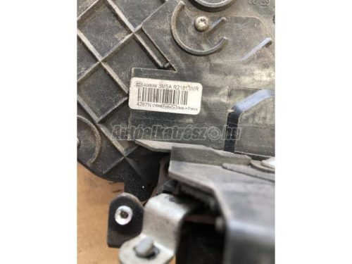 FORD FOCUS - 2006 - 3M5AR21813, 3M5AR21812 - ajtózár